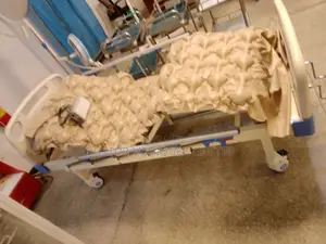 2 Crank/ Two Function Manual Hospital Bed With Ripple Matres