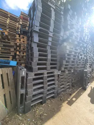 Plastic Pallets - Heavy Duty - H1