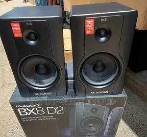 Bi Amplified Studio Monitors BX8