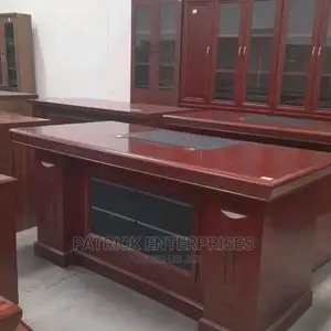 Executive Office Desk 1.6 MTRS