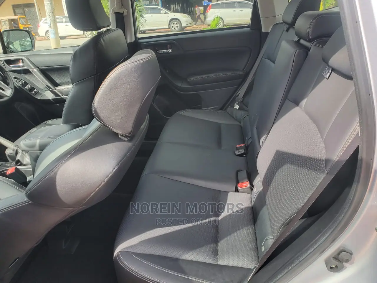 Subaru Forester 2017 Silver