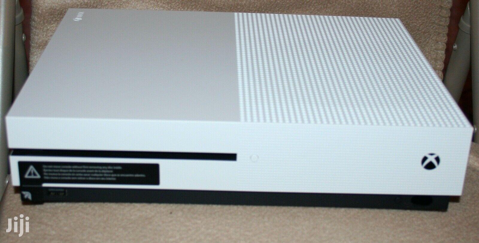 Microsoft Xbox One S Like New