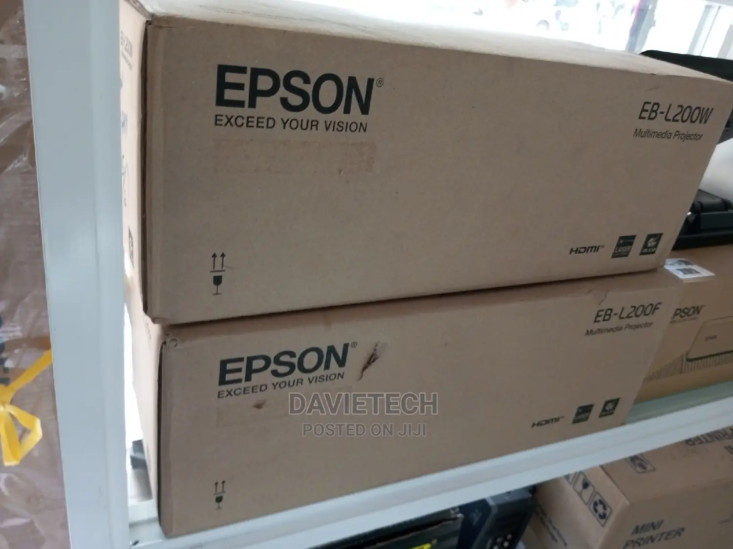 EPSON Eb L200W Laser Projector