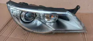 Volkswagen Tiguan (2007- 2010 Model) Xenon Headlight