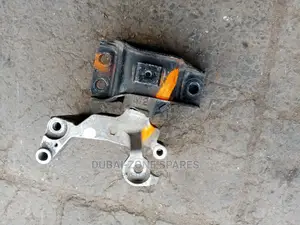 Engine Mount X-Trail, Dualis, Lafesta,Serena.