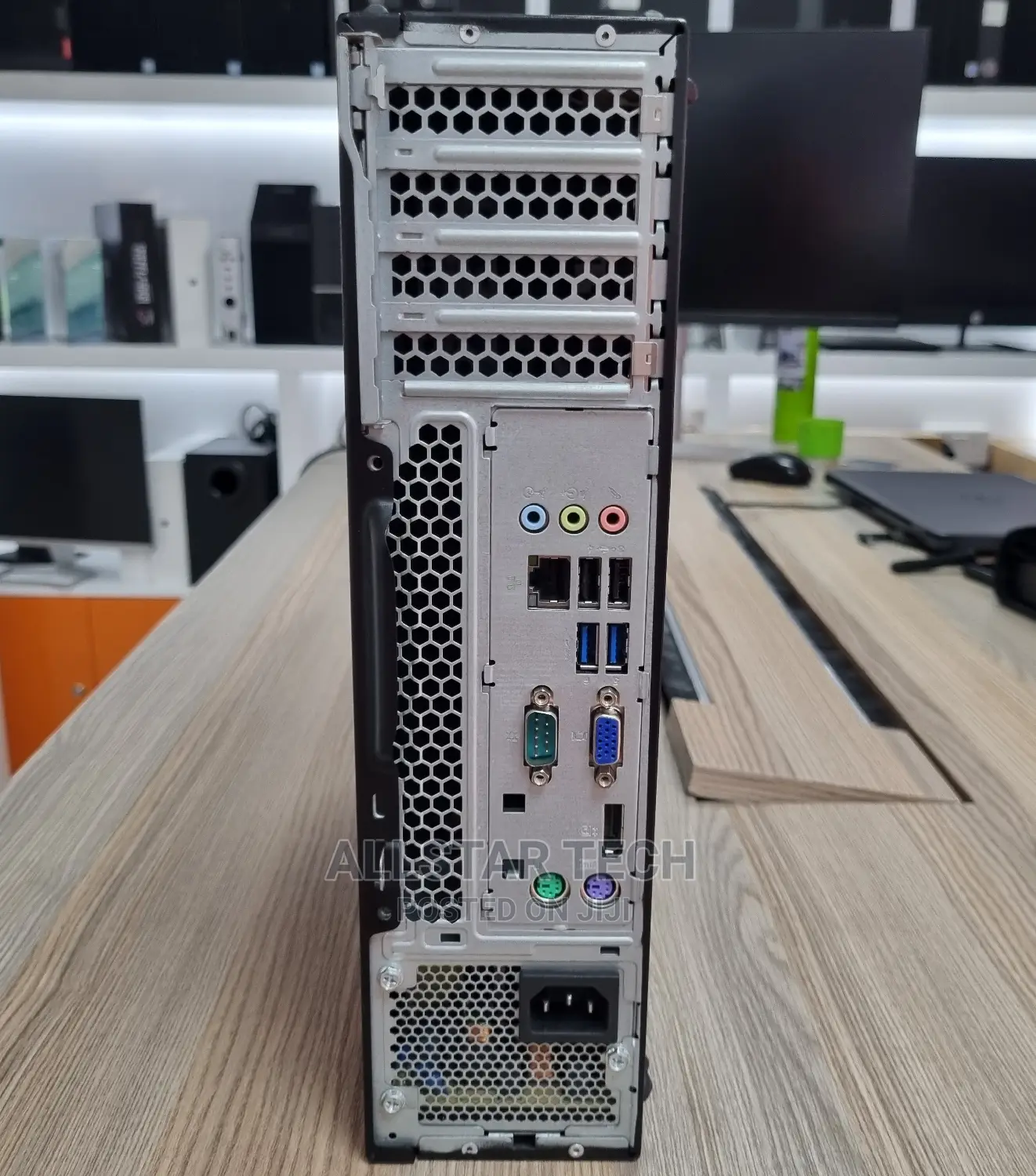 Desktop Computer Lenovo 4GB Intel Core I5 HDD 500GB