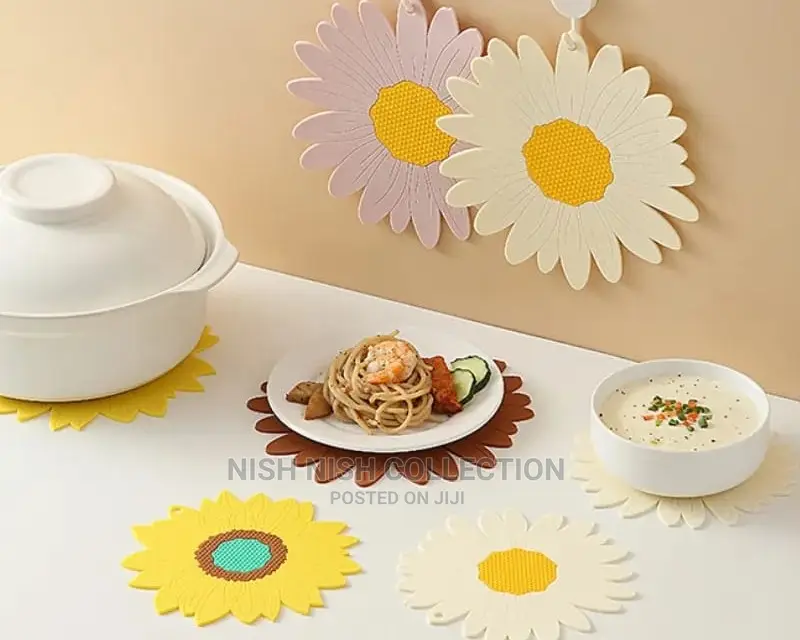 2 Pieces Daisy Silicone Coaster
