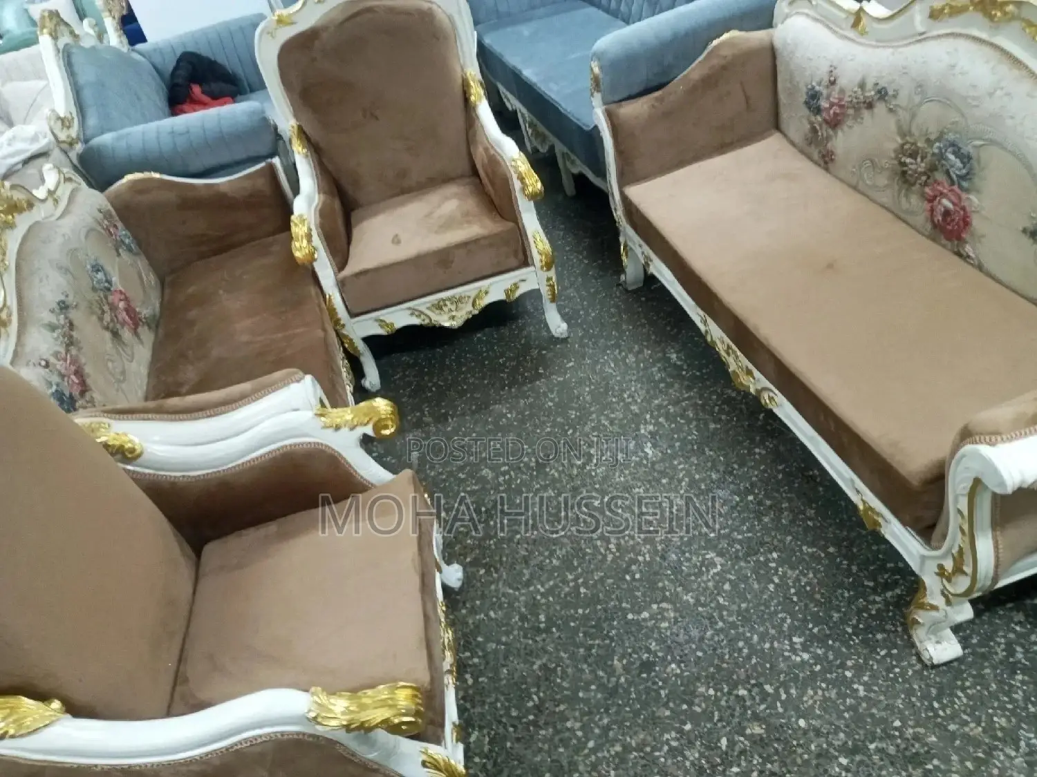 Antique Sofa Sets