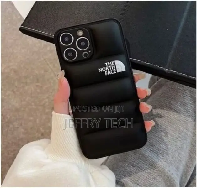 iPhone 14 Pro Max/Pro the North Face Puffer Case (Black)