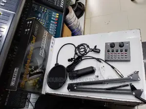Studio Set With V8 Soundcard