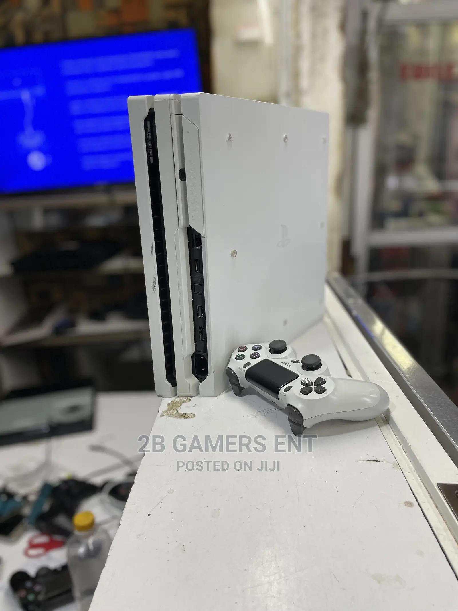PS4 Pro White, Open Box