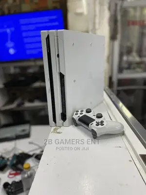 PS4 Pro White, Open Box
