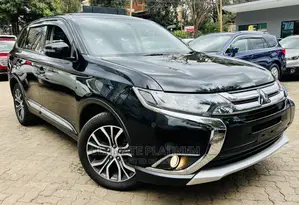 Mitsubishi Outlander 2016 Black