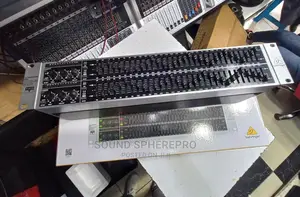 Behringer Ultra Graph Equalizer FBQ3102