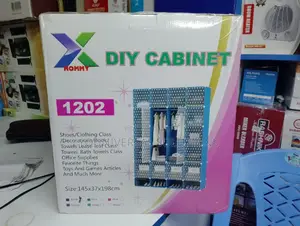 Strong Plastic Portable Wadrobe