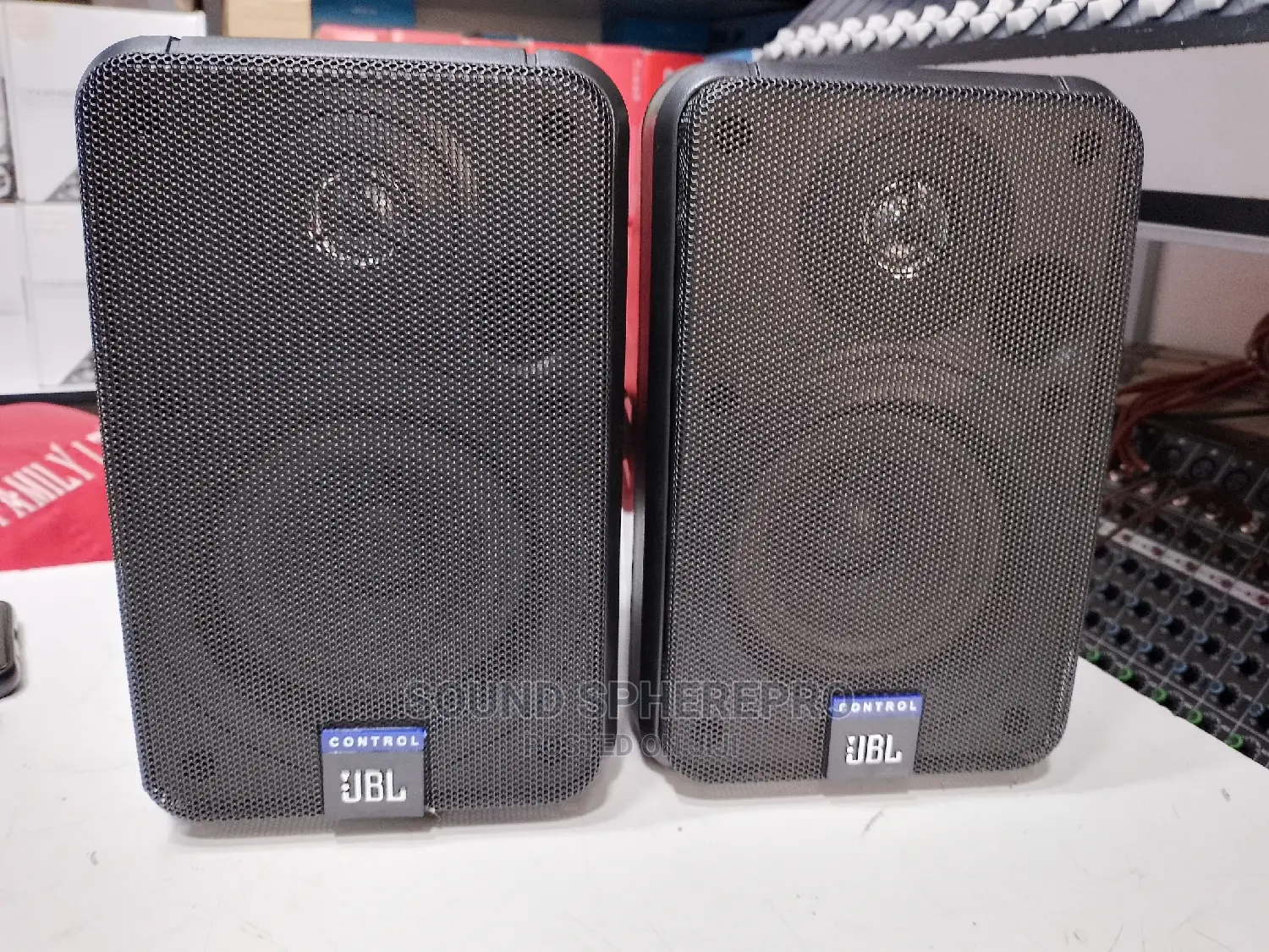 JBL Wall Hanging Speaker
