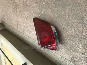 Toyota Crown Athlete 2017 Backlight