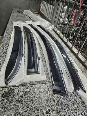 Premio 260 Wind Breakers
