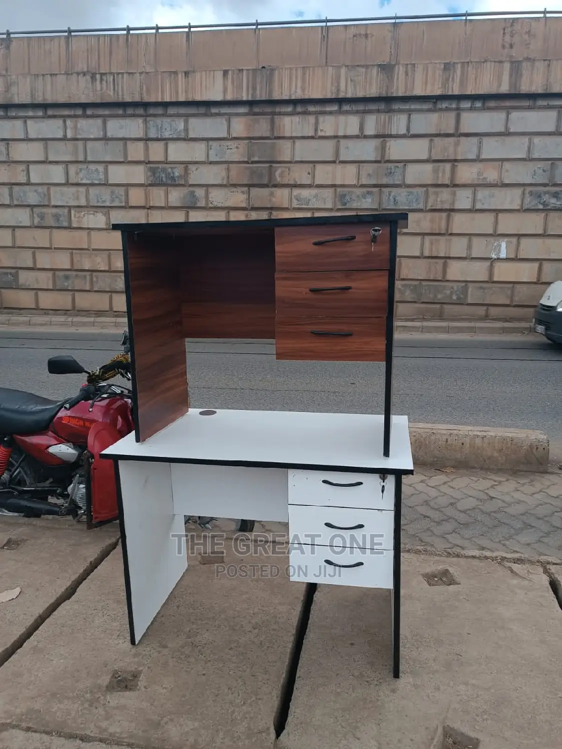 Office Desks