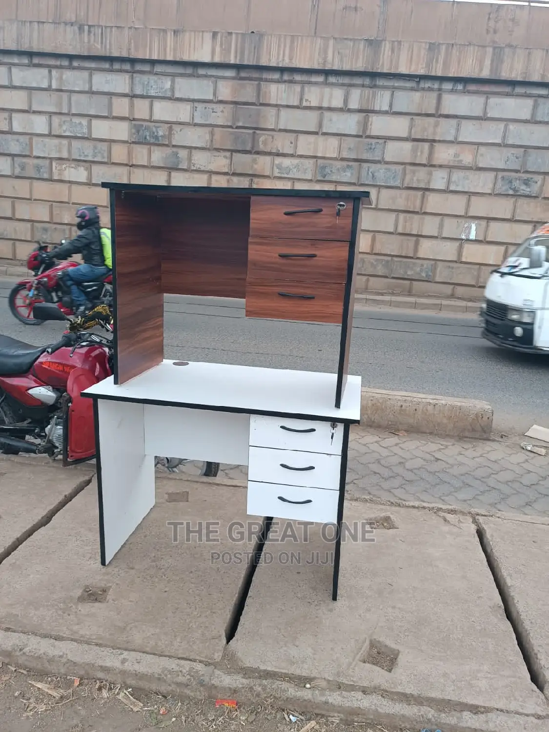 Office Desks