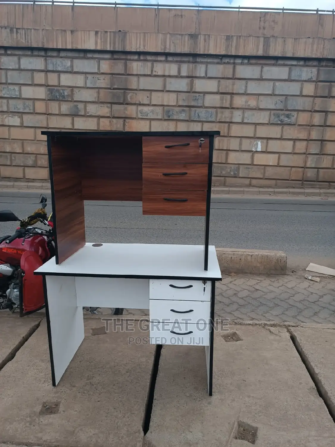 Office Desks