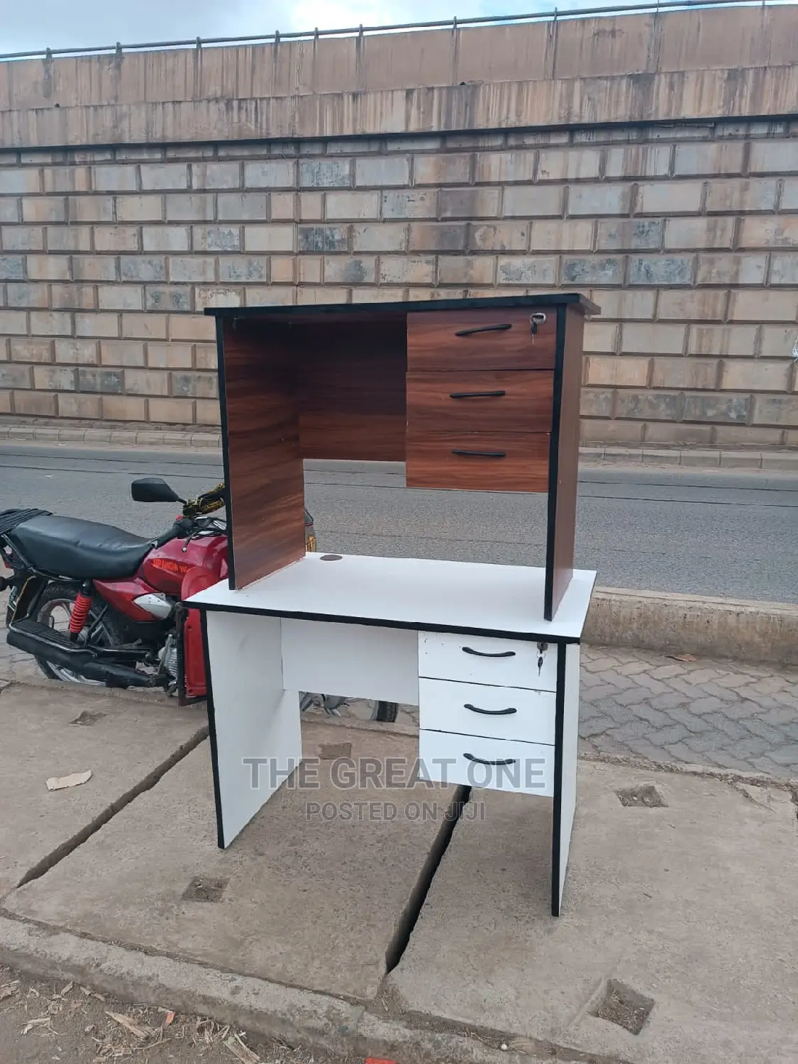 Office Desks