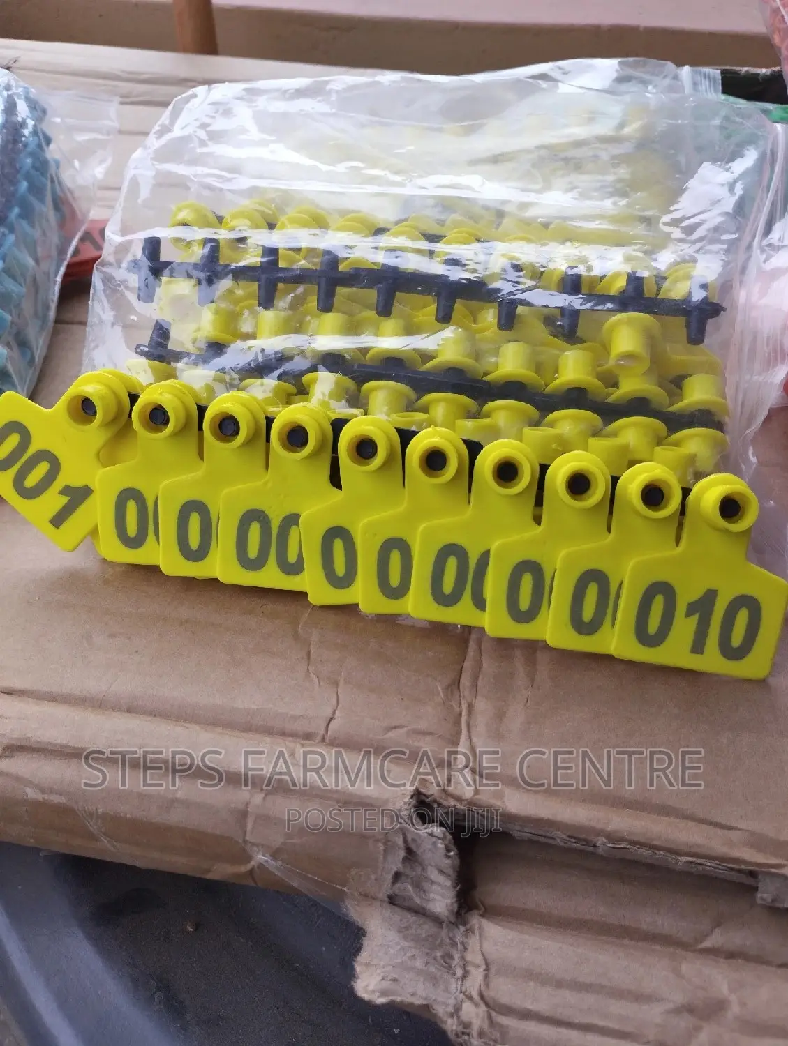 Yellow Numbered Goats Ear Tags