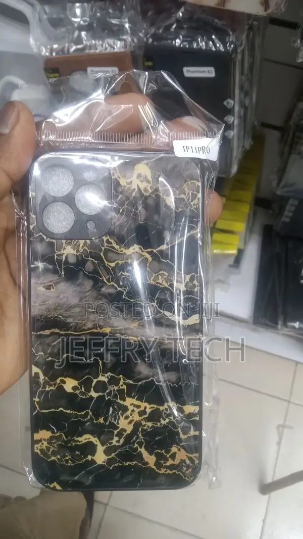 iPhone 11 Pro Case Marble Black