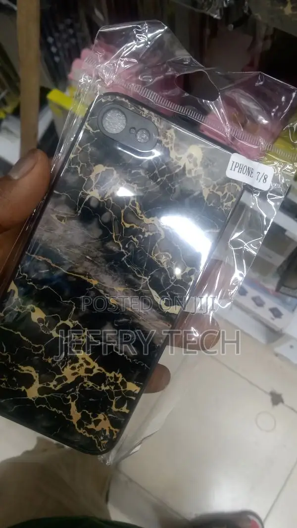 Marble iPhone 7 Black Case