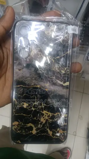 Black Marble iPhone 14 Case