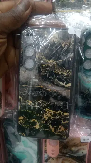 Black Marble Samsung S23 Case