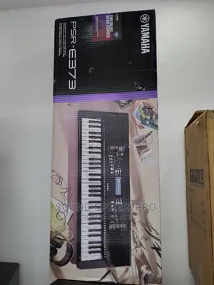 Yamaha PSR-373 Keyboard