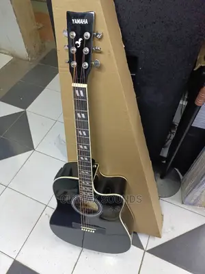 Yamaha Semi Acoustics