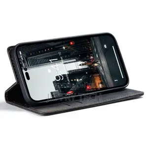 iPhone 14 Pro Flip Vintage Case - Black