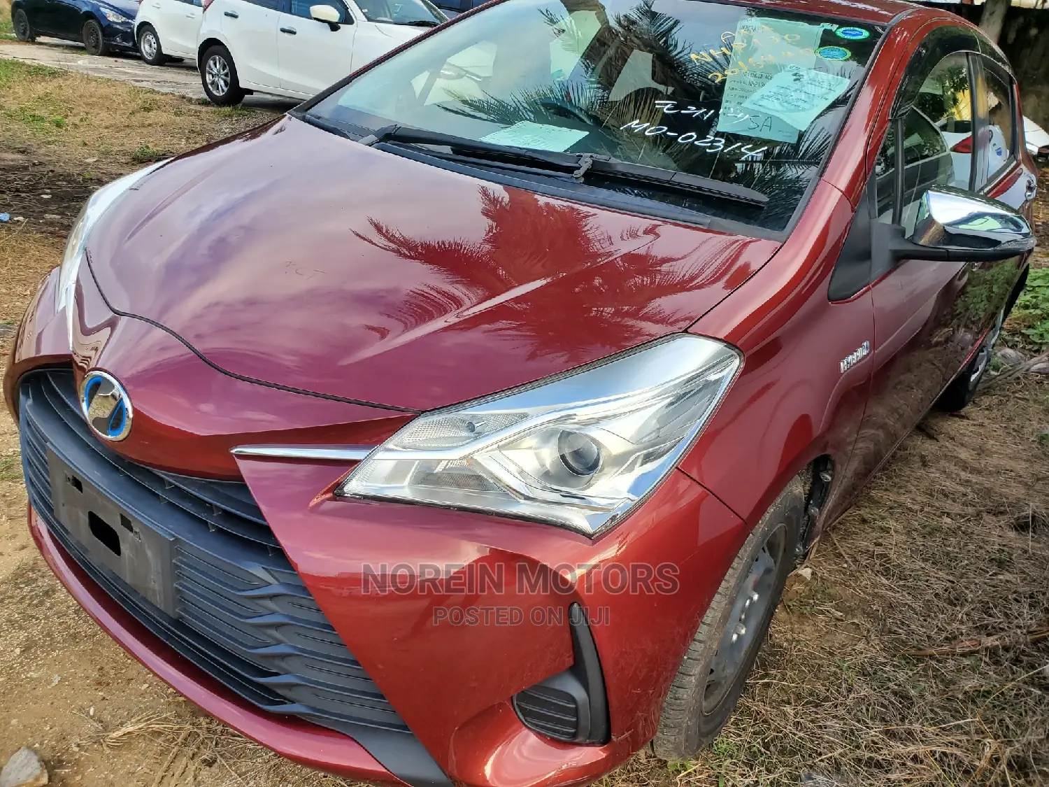 Toyota Vitz 2016 Red