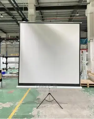 Easy to Set Up Tripod Projection Screens