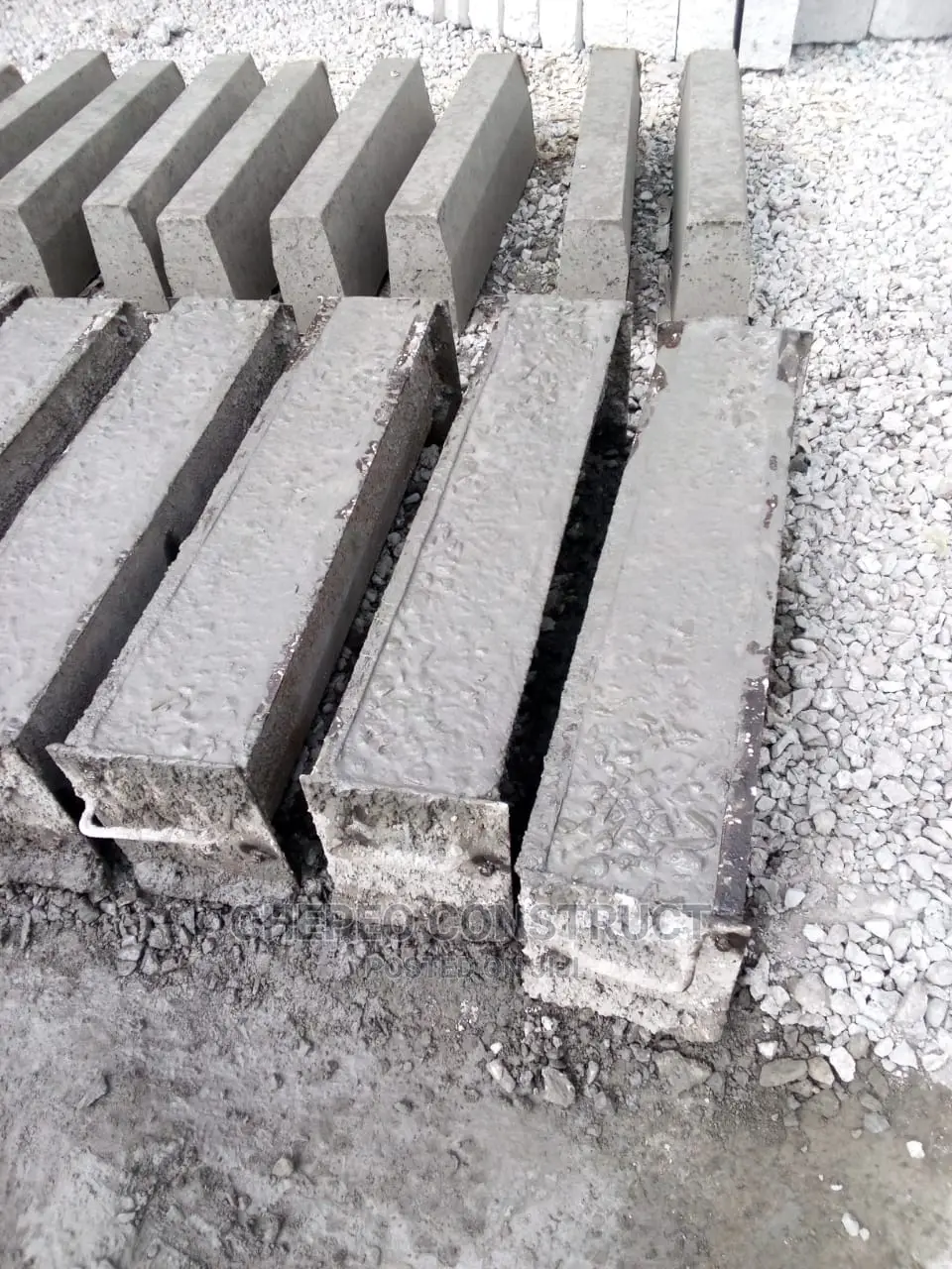 Quality Road Kerbs Moulds