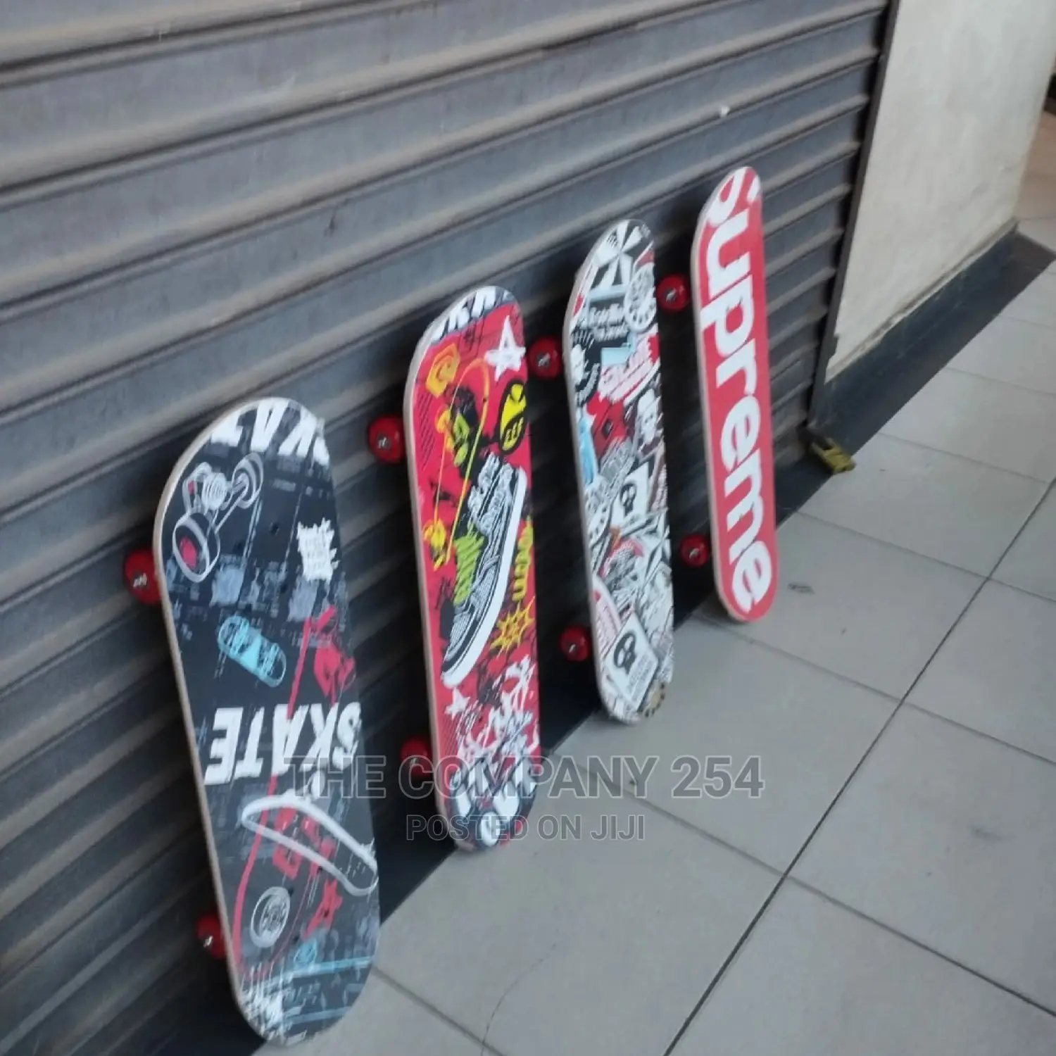 Kids Skateboard at 2499