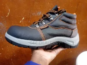 Rocklander Safety Boots