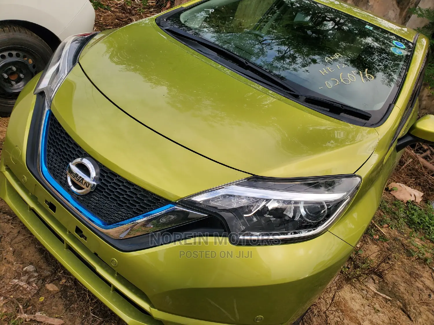 Nissan Note 2017 Green