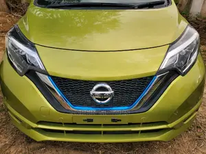 Nissan Note 2017 Green