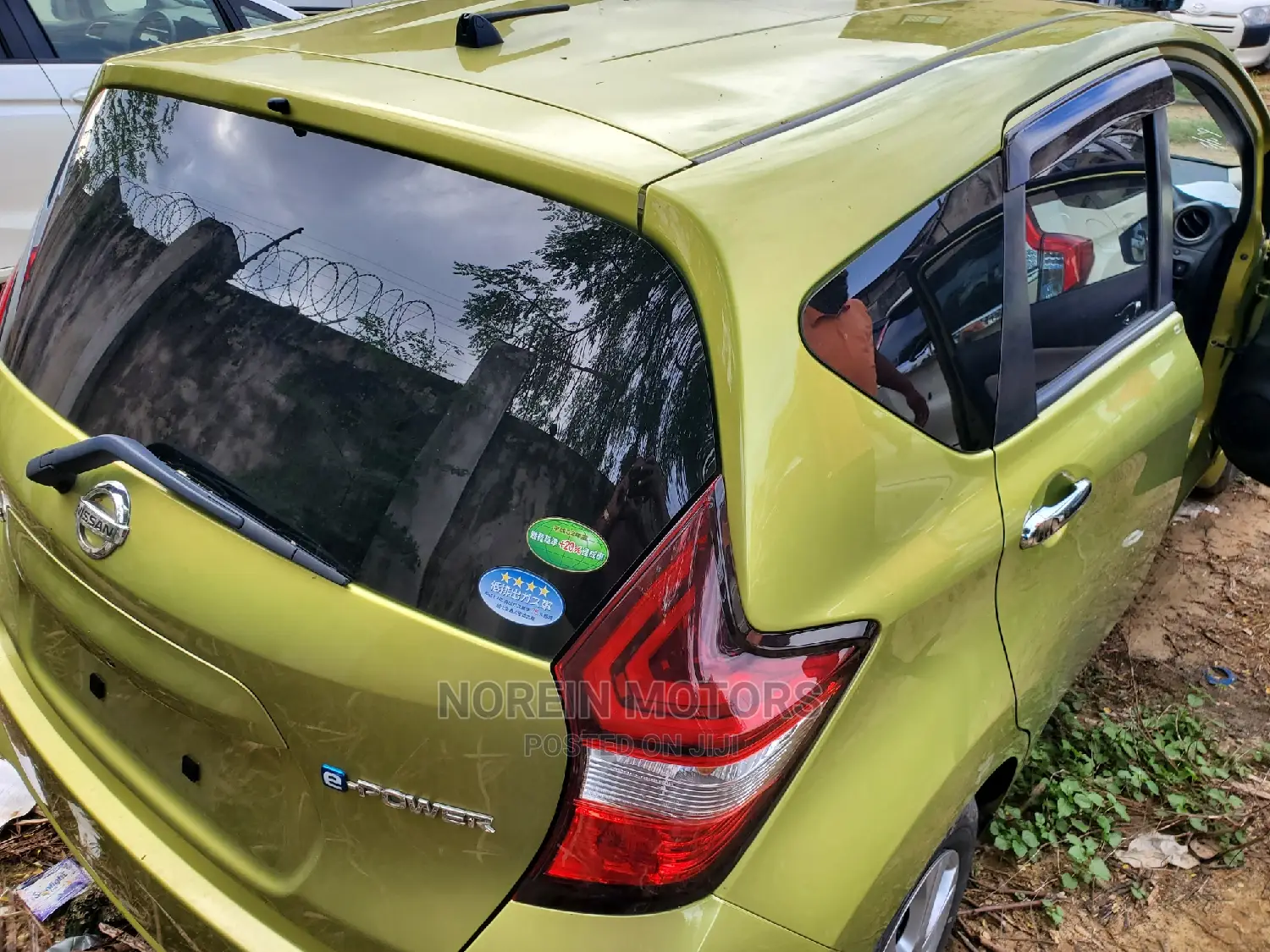 Nissan Note 2017 Green