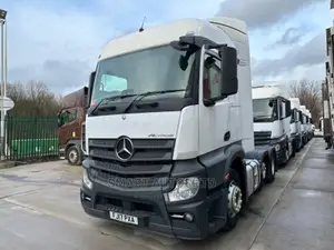 2017 Actros Mercedes-Benz White Truck - Quality Used Vehicle
