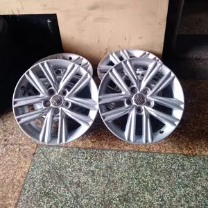Size 18 Inches Crown Alloy Rims Set