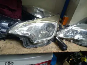Ractis Non Xenon Headlights 2010-2013