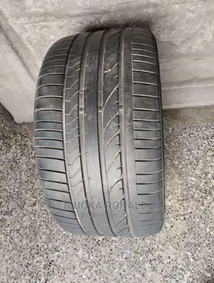 315/35r20 Bridgestone Tyre Used
