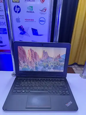 Laptop Lenovo Yoga 11e 4GB Intel Celeron SSD 128GB