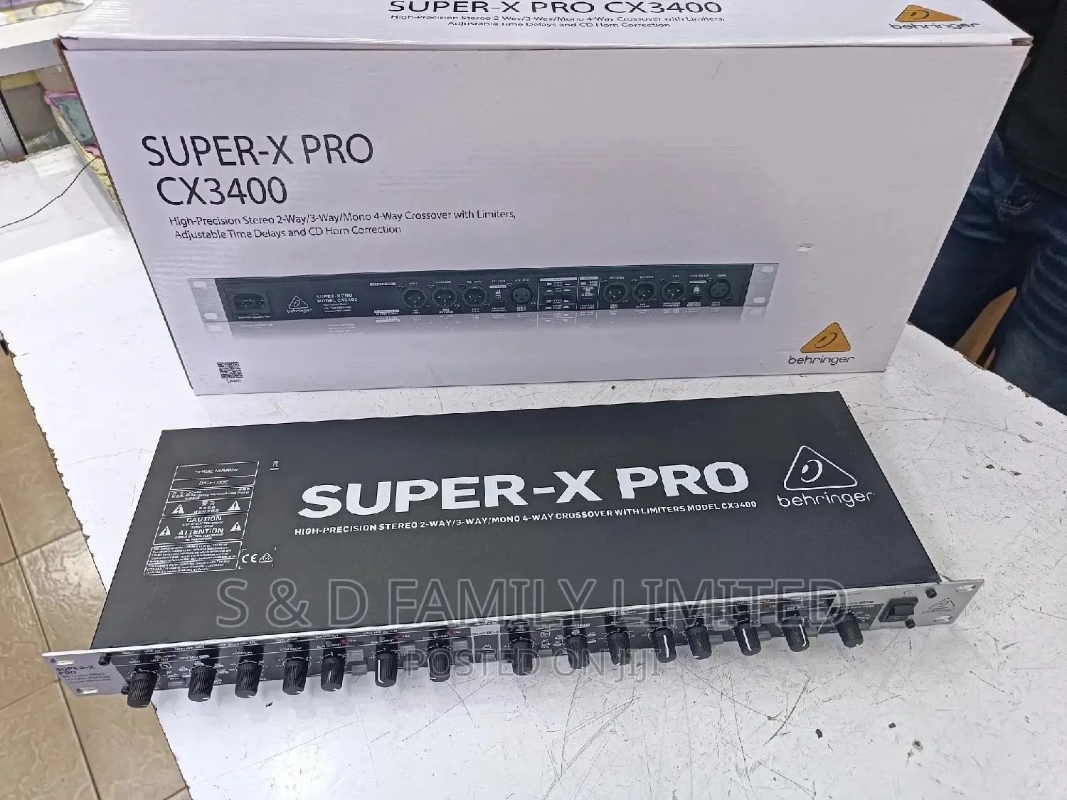 Behringer External Crossover CX3400