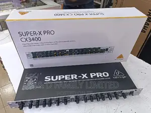 Behringer External Crossover CX3400