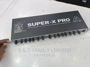 Behringer External Crossover CX3400